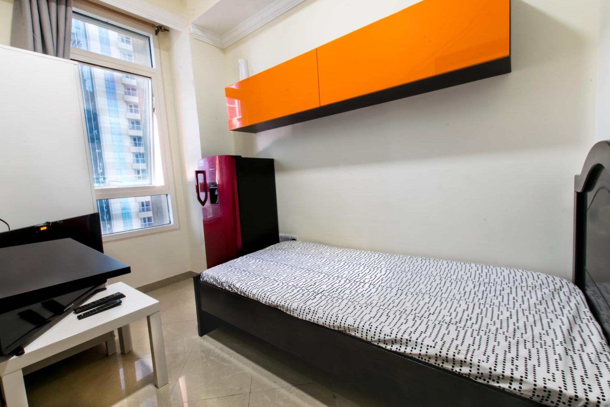 Nice Single Rooms For "Girls" Only In Dubai, Marina Kültér fotó