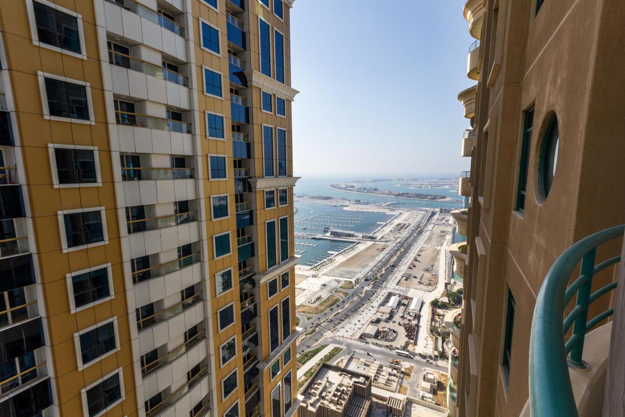 Nice Single Rooms For "Girls" Only In Dubai, Marina Kültér fotó