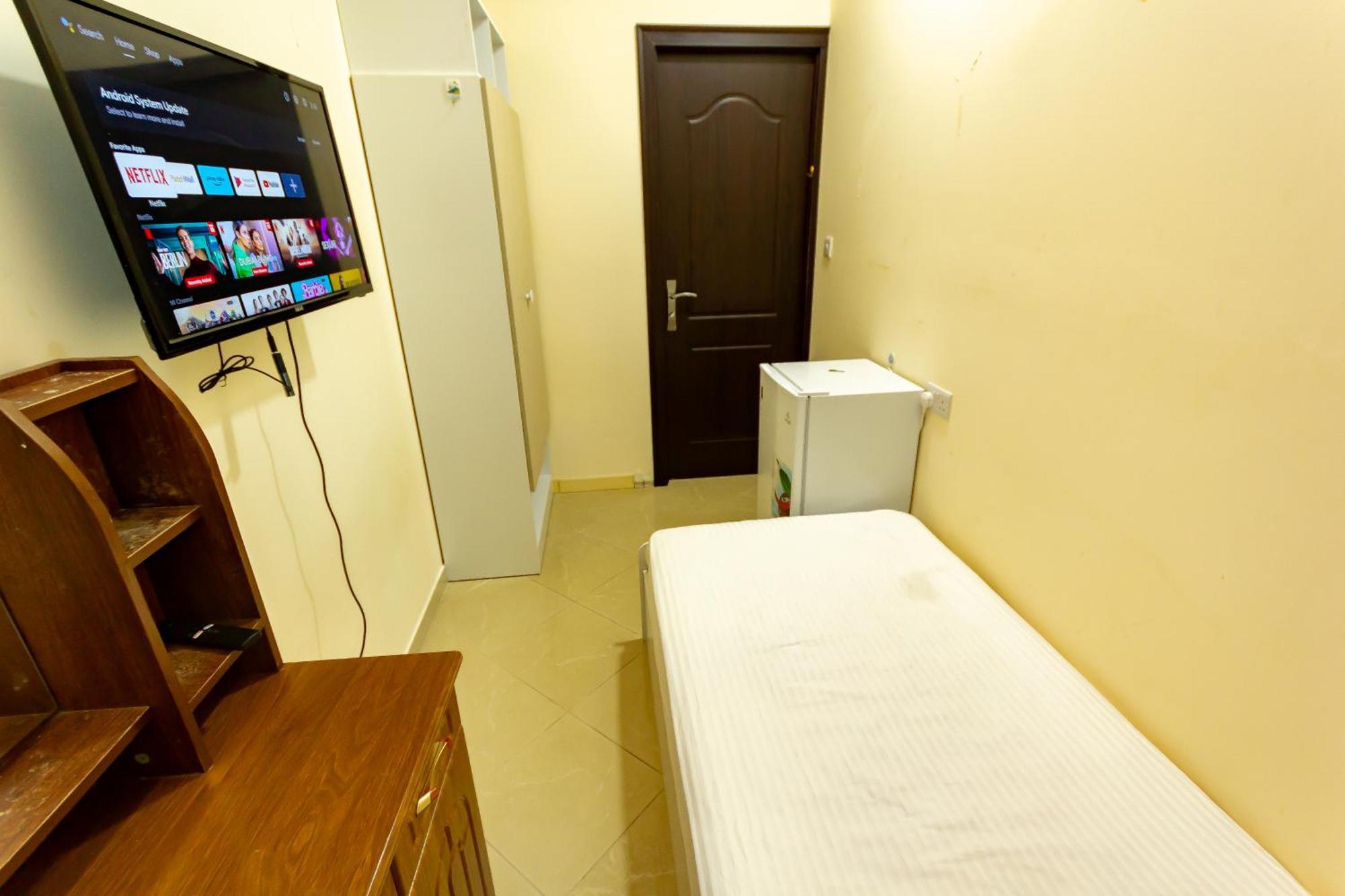 Nice Single Rooms For "Girls" Only In Dubai, Marina Kültér fotó