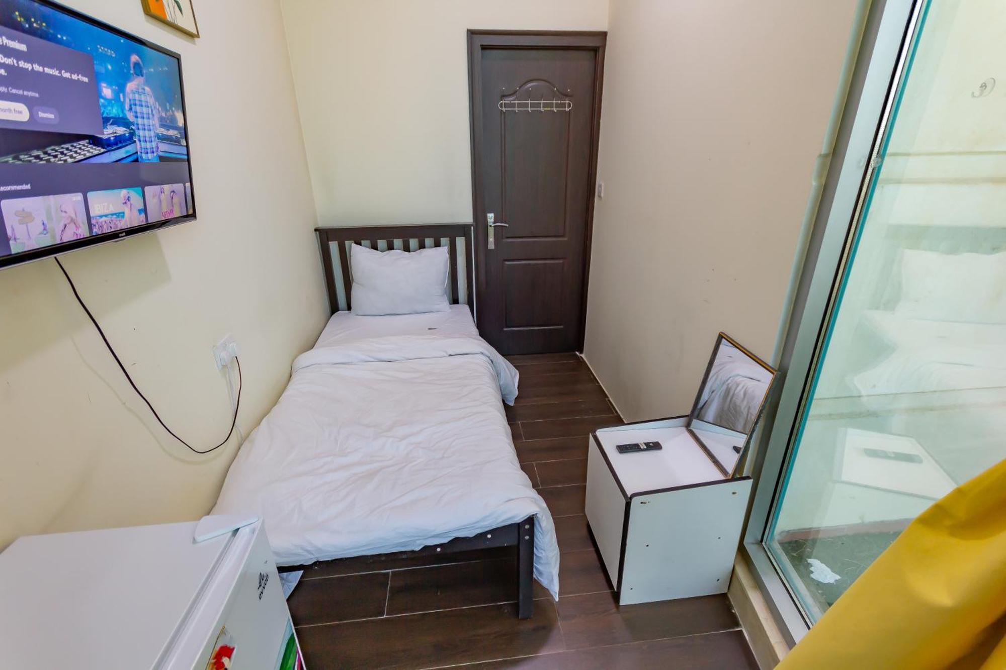 Nice Single Rooms For "Girls" Only In Dubai, Marina Kültér fotó