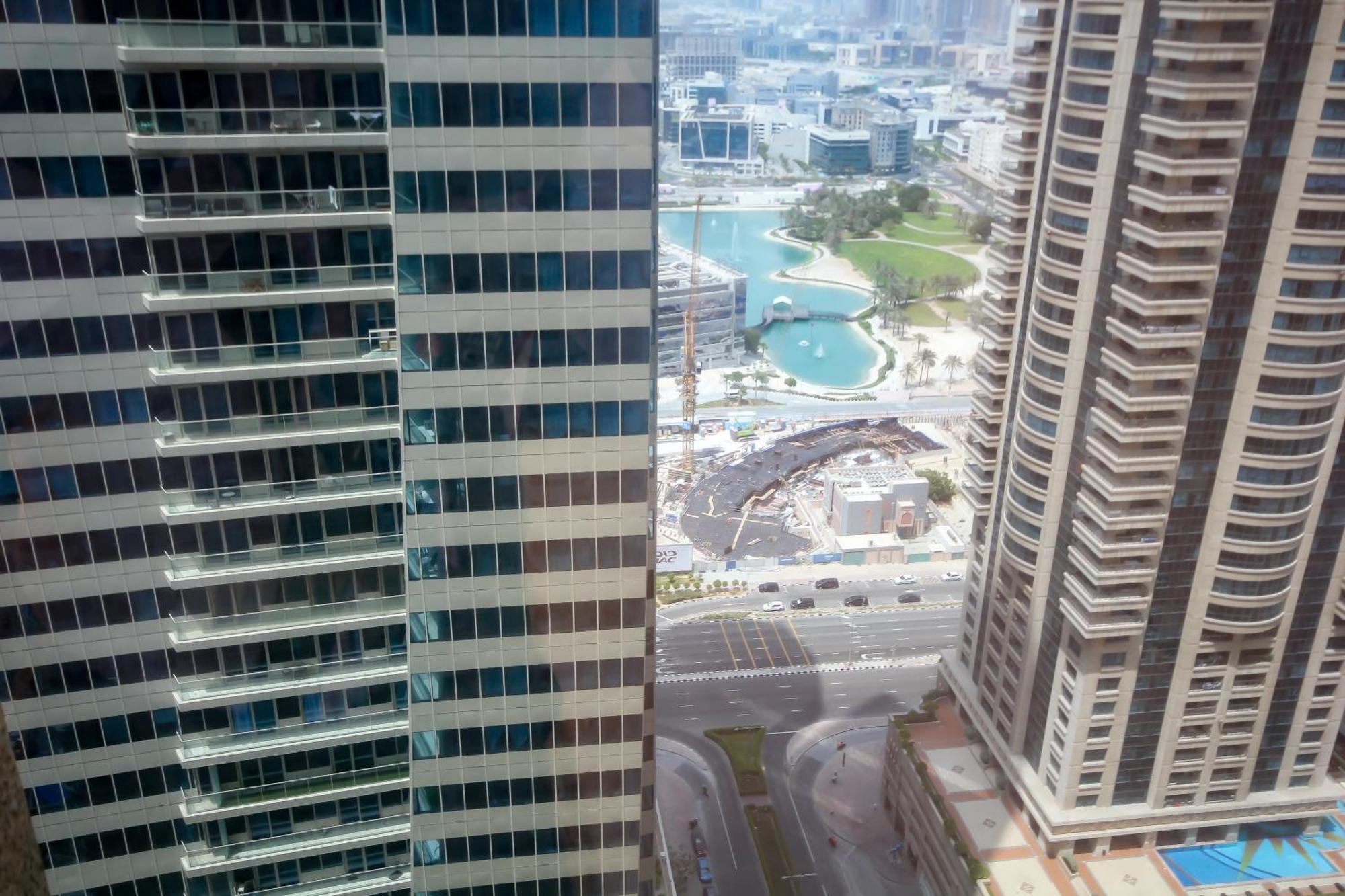 Nice Single Rooms For "Girls" Only In Dubai, Marina Kültér fotó