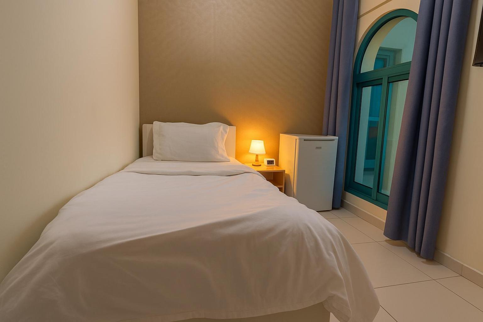 Nice Single Rooms For "Girls" Only In Dubai, Marina Kültér fotó