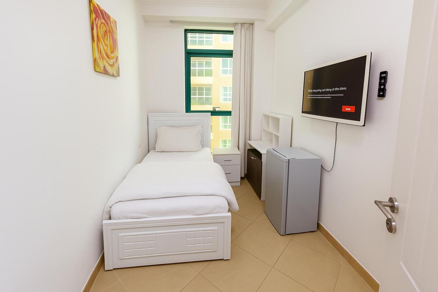 Nice Single Rooms For "Girls" Only In Dubai, Marina Kültér fotó